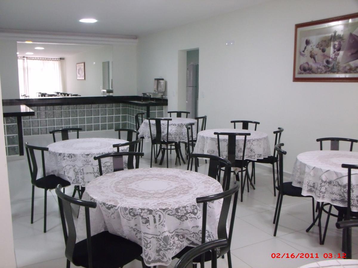 Hotel Piramide Eldorado Buitenkant foto